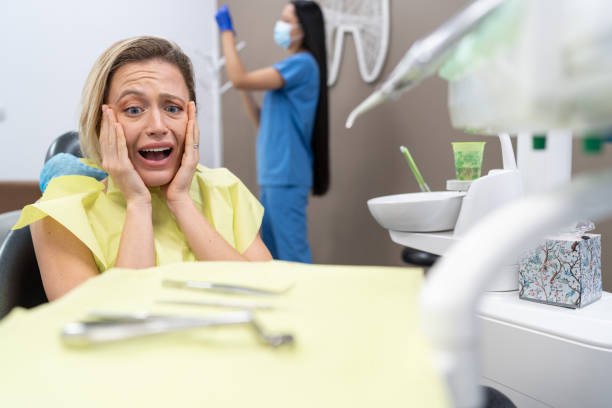 Best 24-Hour Emergency Dentist  in Richgrove, CA